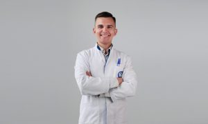 Доктор Ренат Хайров